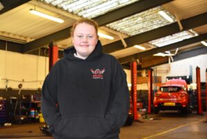 Chloe has found her drive on a motor vehicle apprenticeship