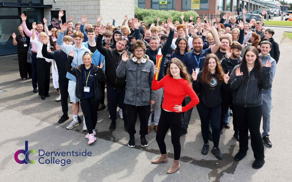 Derwentside College King's Trust team take on Relay Across the Region